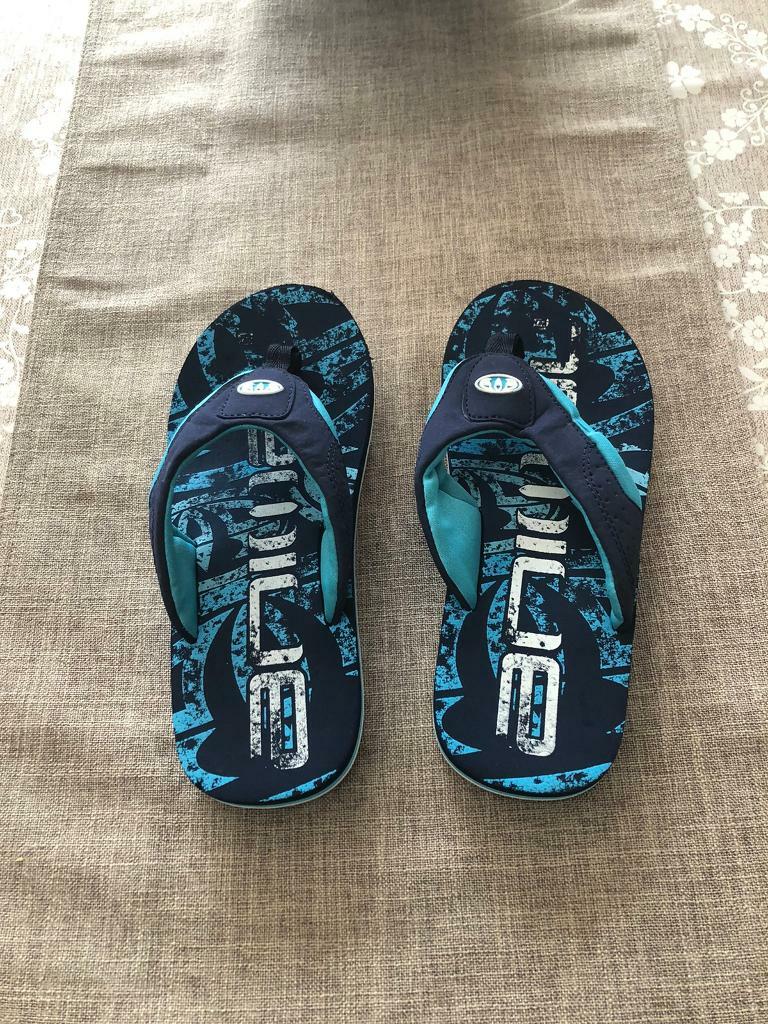 animal flip flops size 3
